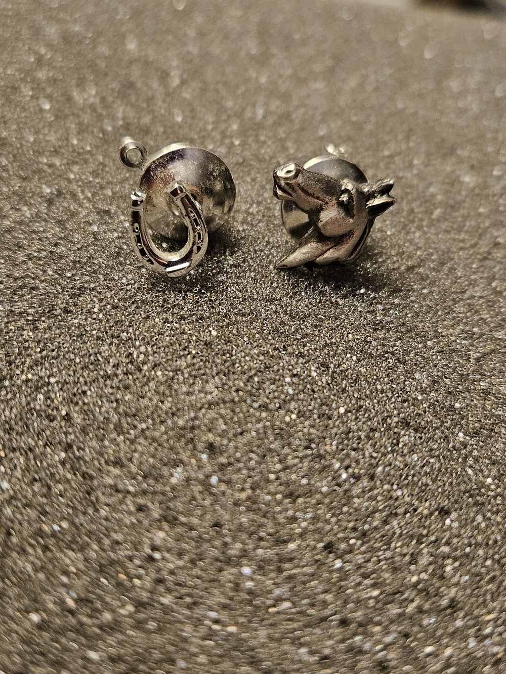 Silver Horse Head and Horseshoe Stud Tie Clip Set - Silver